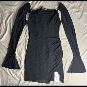 Chic Long Sleeve Black Dress